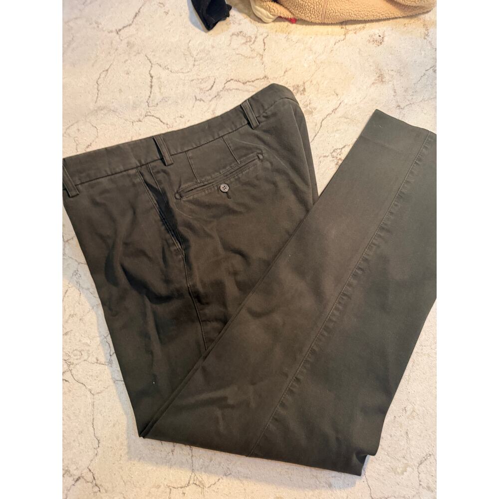 Riviera Red Men’s Grey Khaki Pants – Size 36x32